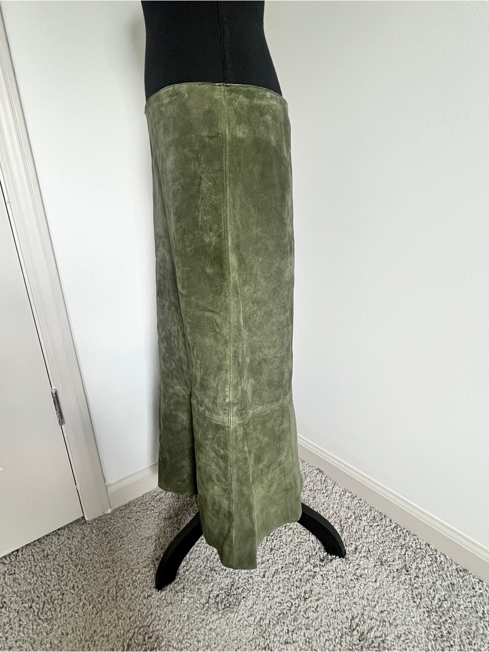 Karen Kane Olive Green Suede Leather Maxi Skirt – Size 8 - Picture 5 of 8